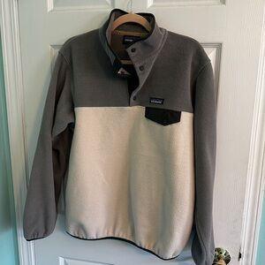 Like new Patagonia Synchilla Women’s large fleece - size large